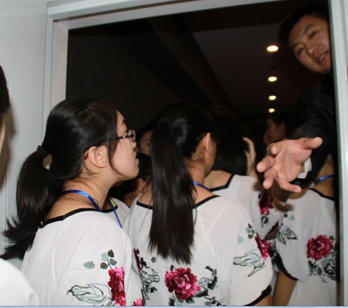 和老师一起备赛.jpg